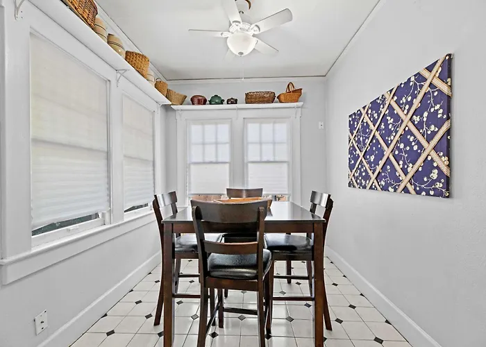 Mistletoe Heights Holiday home